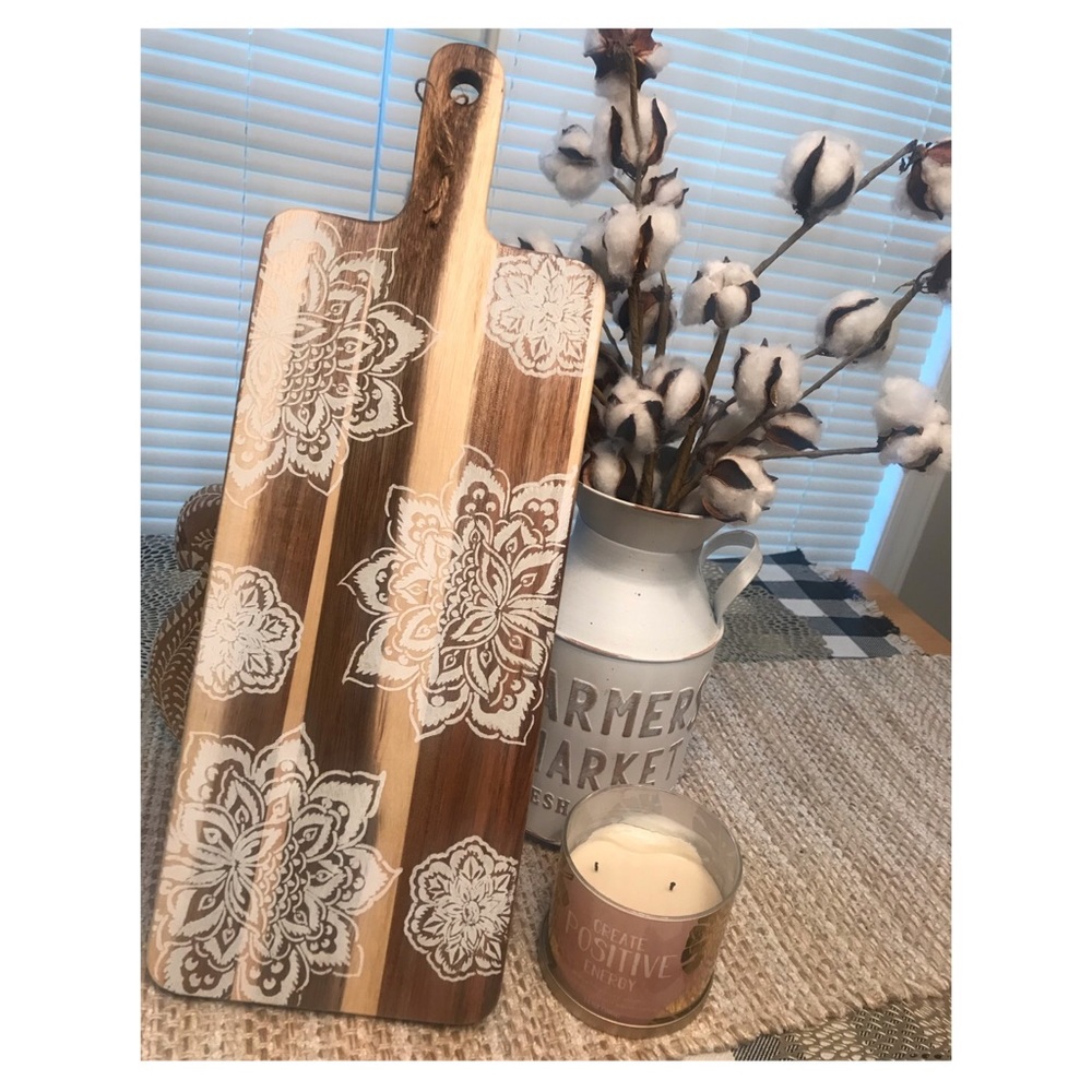 Painted kitchen cutting board/charcuterie board
